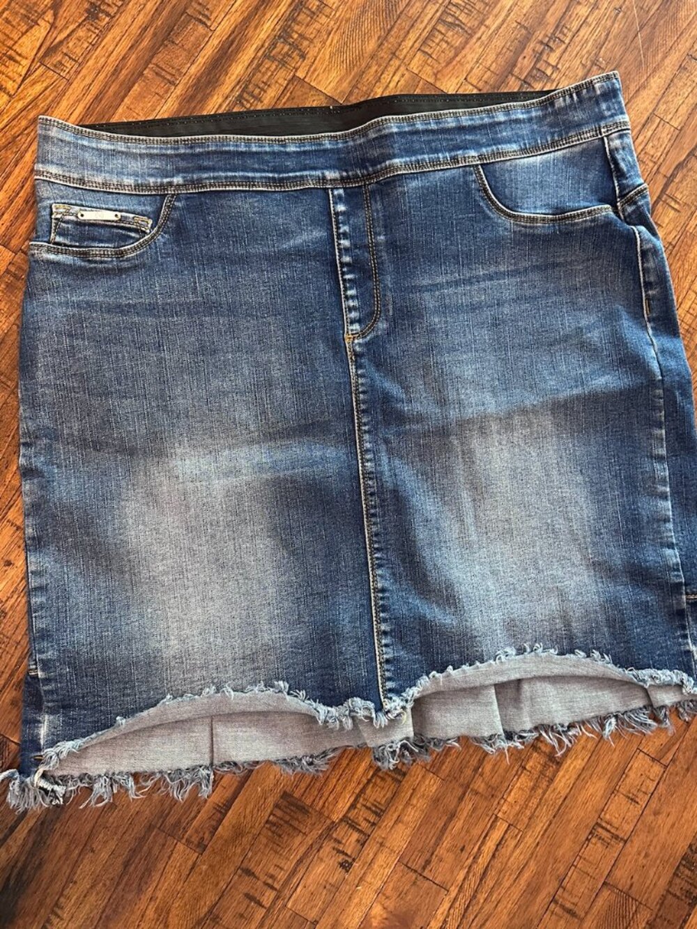 Coco + Carmen Stretch Denim Skirt XL Frayed Hem Tummy Control